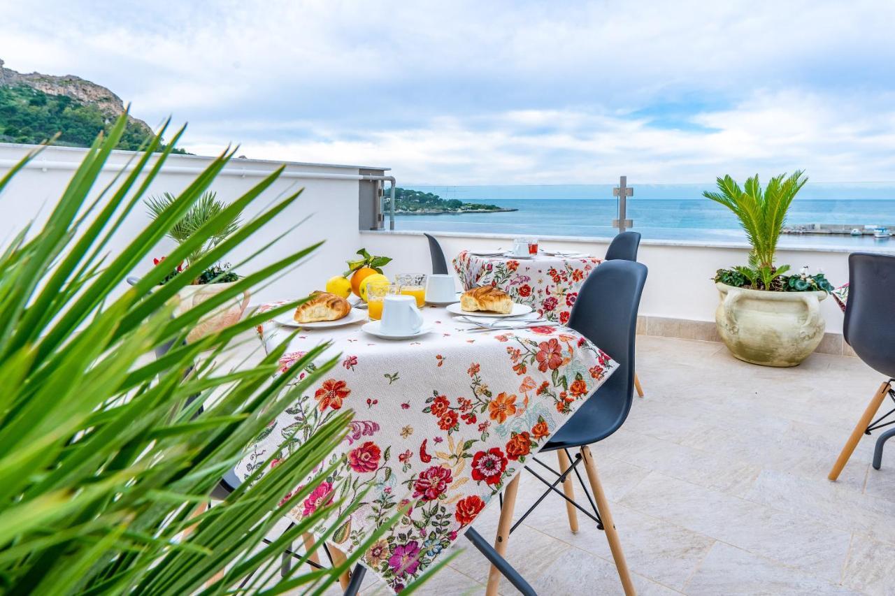 B&B Una Terrazza Sul Golfo Di Сферракавалло Екстер'єр фото